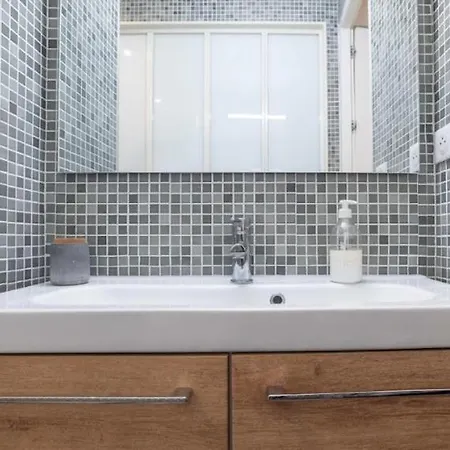 Apartment Midoon Guest - Duplex D'architect 10eme Paris