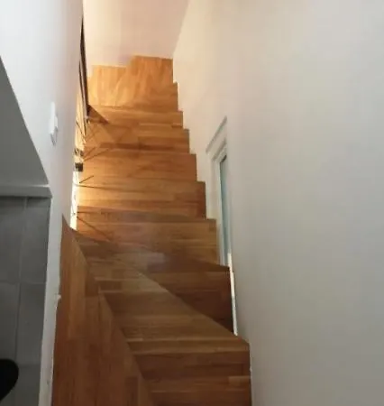 Midoon Guest - Duplex D'architect 10eme *