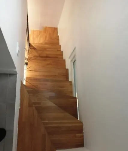 Midoon Guest - Duplex D'architect 10eme *