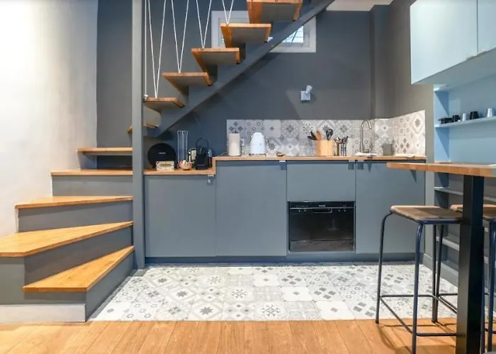 Midoon Guest - Duplex D'architect 10eme *